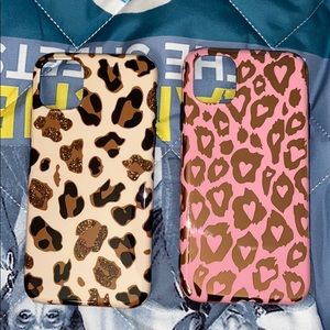 2 Leopard print iPhone 11 cases 🐆